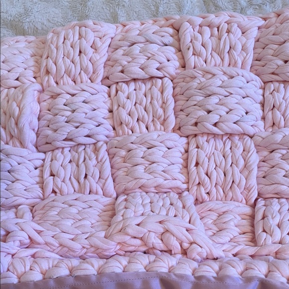 🌸🩰Baby Pink Woven Crossbody - Picture 11 of 11